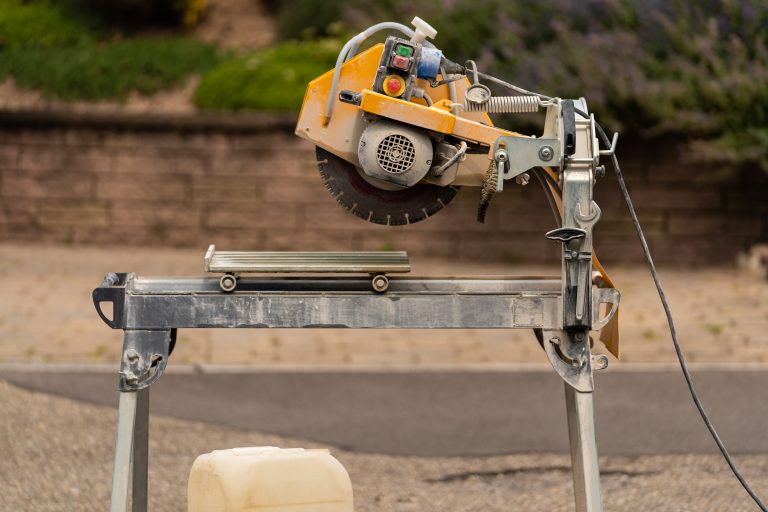 AdobeStock_397849074-768x512