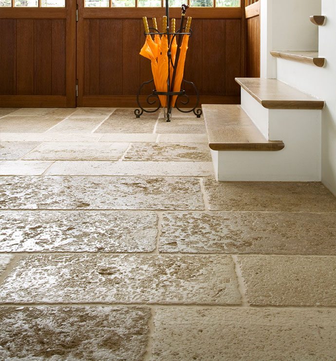 Abbaye-de-San.-Felipe-rustikal-antik-Natursteinfliesen-natursteinwolf-1.jpg Natursteinfliese Abbaye de san felipe antik aestivate