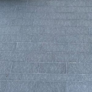 Bodenplatten Nero Assoluto aestivate