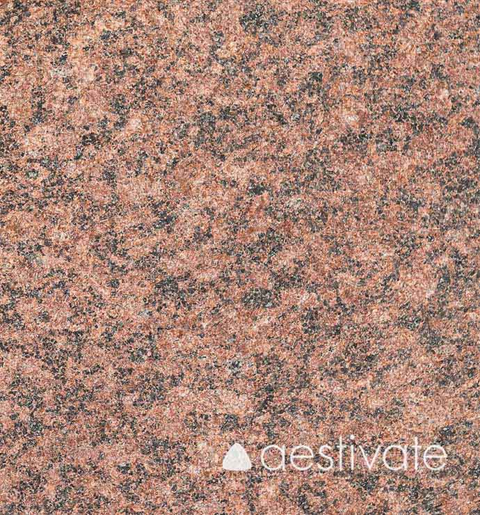 TP10819XXX_Granitplatten-Skane-roed-Vanga-geflammt_5-Edited-Logo-1.jpg Granitblockstufe Skane Röd Vanga geflammt aestivate