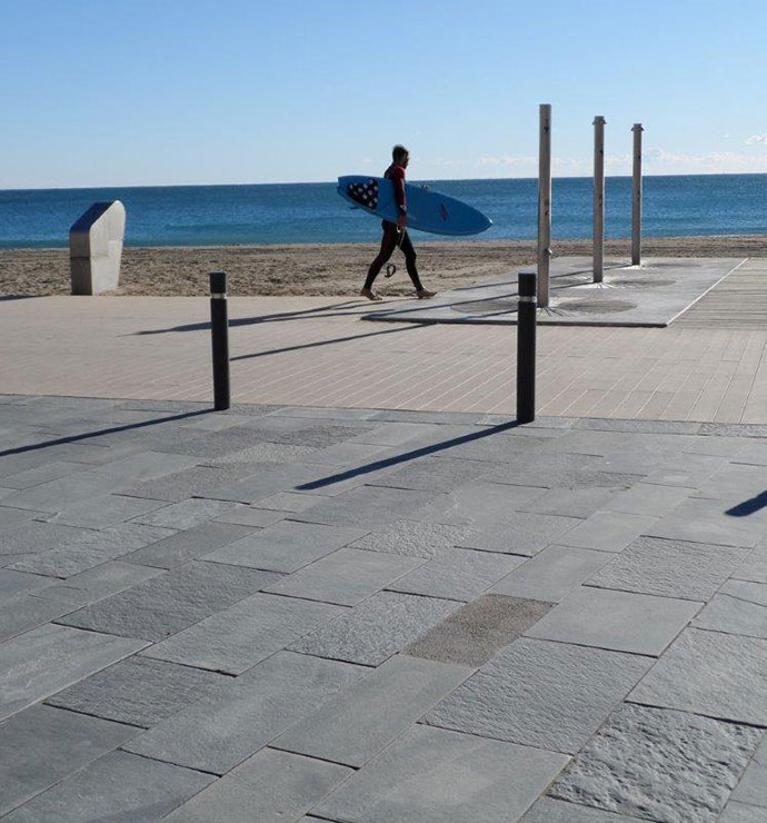 Terrassenplatte-Kiruna-Quarzit-natursteinwolf-6-1.jpg Terrassenplatte Kiruna Quarzit spaltrau aestivate