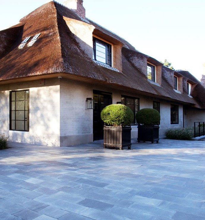 Terrassenplatte-Kiruna-Quarzit-natursteinwolf-9-1.jpg Terrassenplatte Kiruna Quarzit spaltrau aestivate