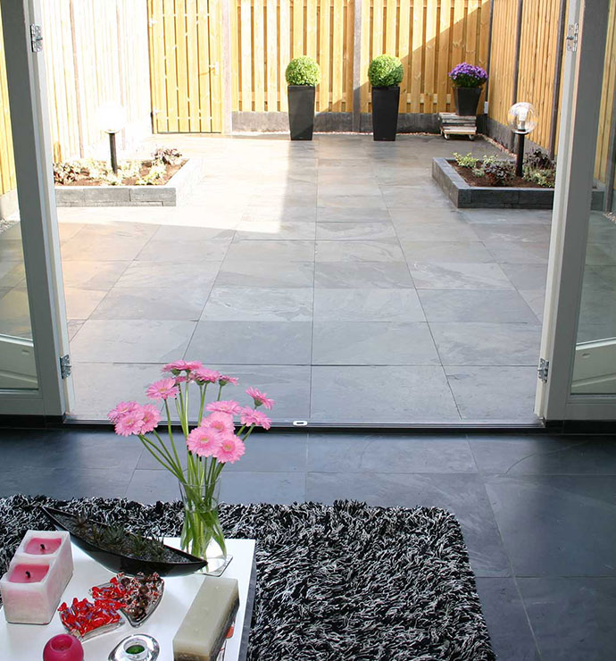 Terrassenplatte-Preto-do-Cavalo-aestivate-Schiefer-7-1.jpg Terrassenplatte Preto do Cavalo spaltrau aestivate