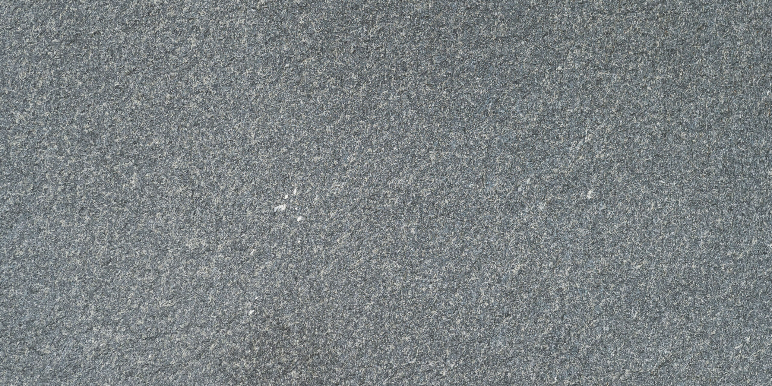 ©_OMalzahn_Wolf_779548 Kiruna Quarzit spaltraue Oberfläche