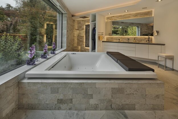 badezimmer_riemchen-aestivate Badewannenverkleidung aus Riemchen aestivate