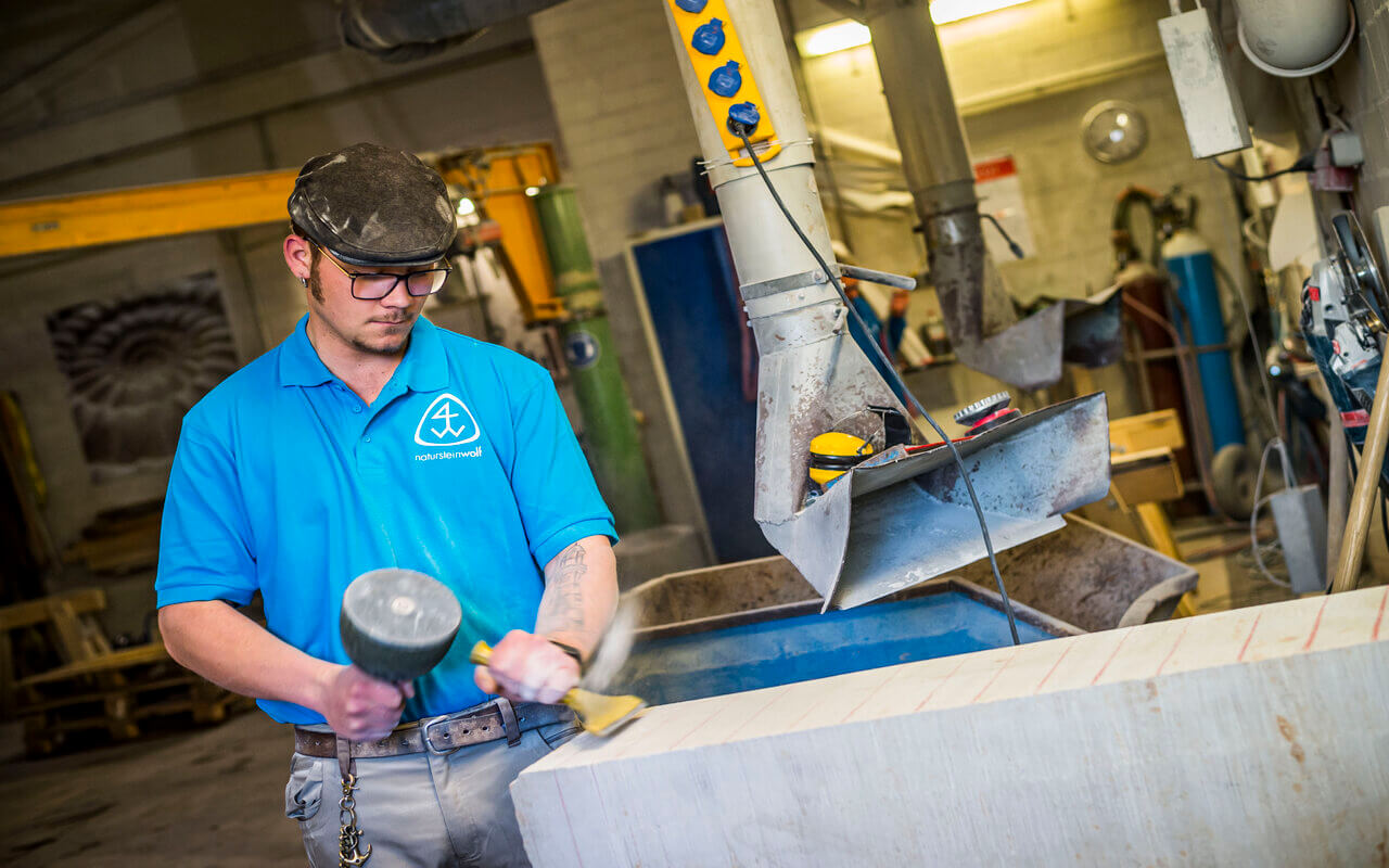 natursteinoberfläche_scharriert_-_aestivate Scharrieren von natursteinoberflächen aestiavte