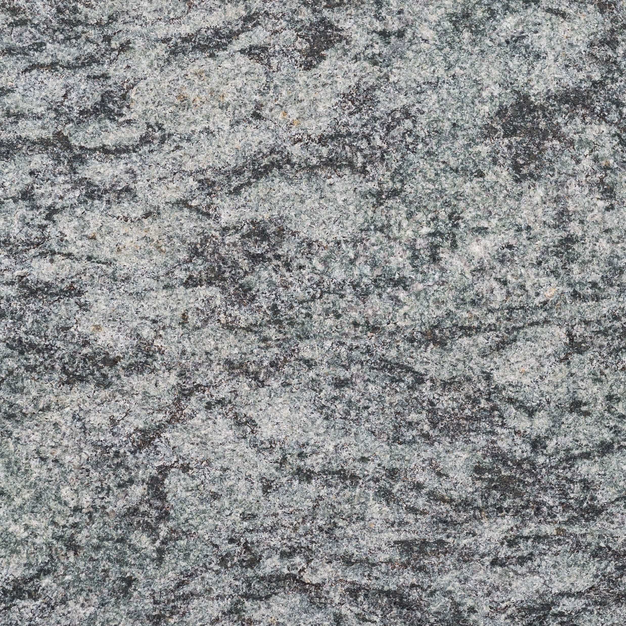 Granitplatte_Verde_Oliva_geflammt_und_gebürstet_6 Terrassenplatte Verde Oliva