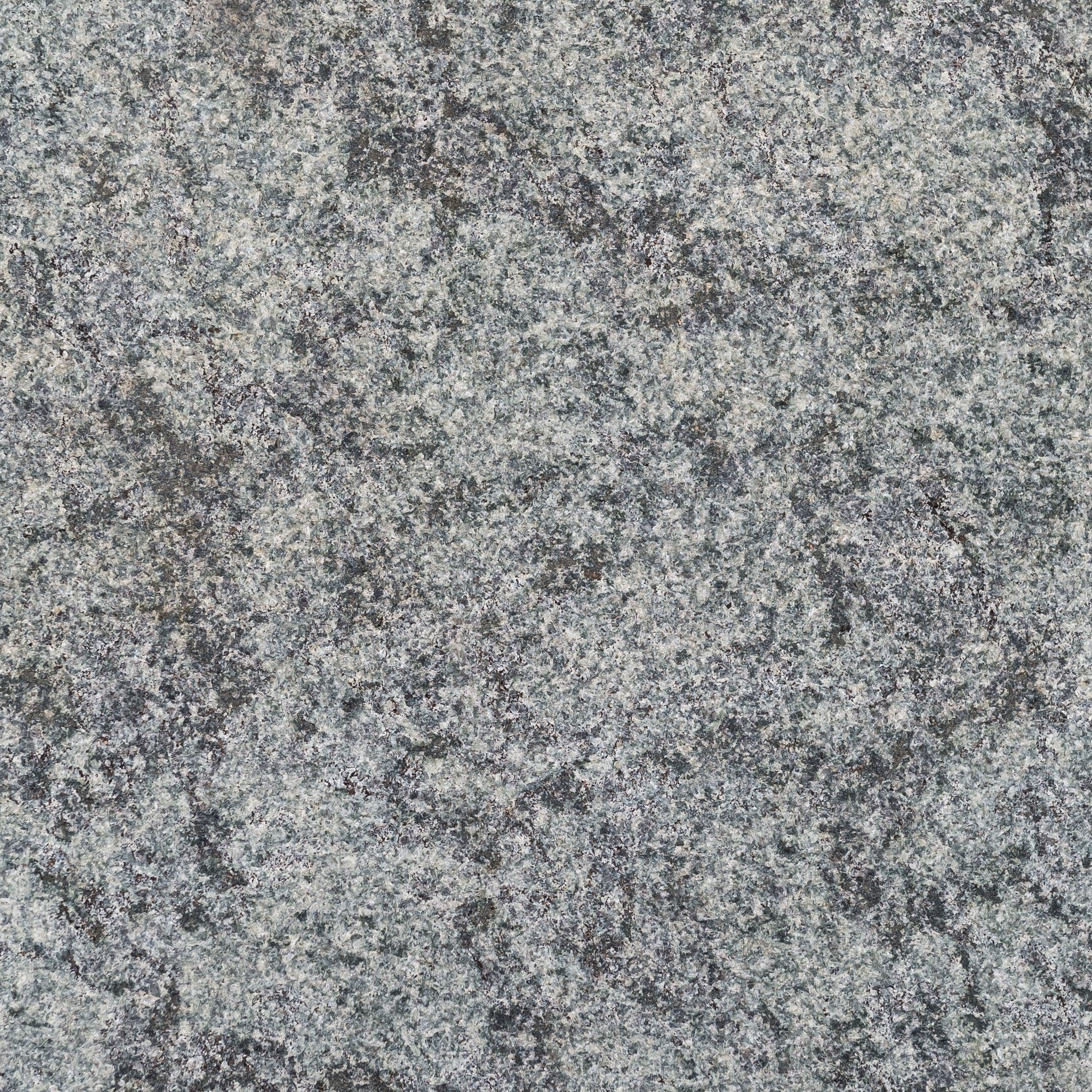 Granitplatte_Verde_Oliva_geflammt_und_gebürstet_7 Terrassenplatte Verde Oliva